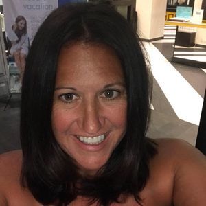 Meet your Posher, Caryn